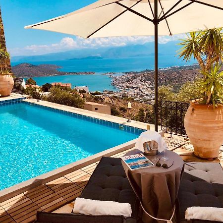 Villa Oleander Элунда Экстерьер фото