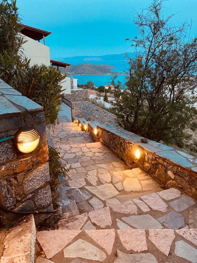 Villa Oleander Элунда Экстерьер фото
